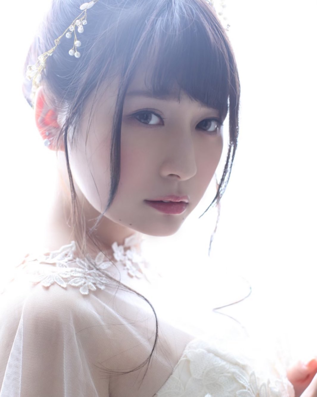 優梨まいな