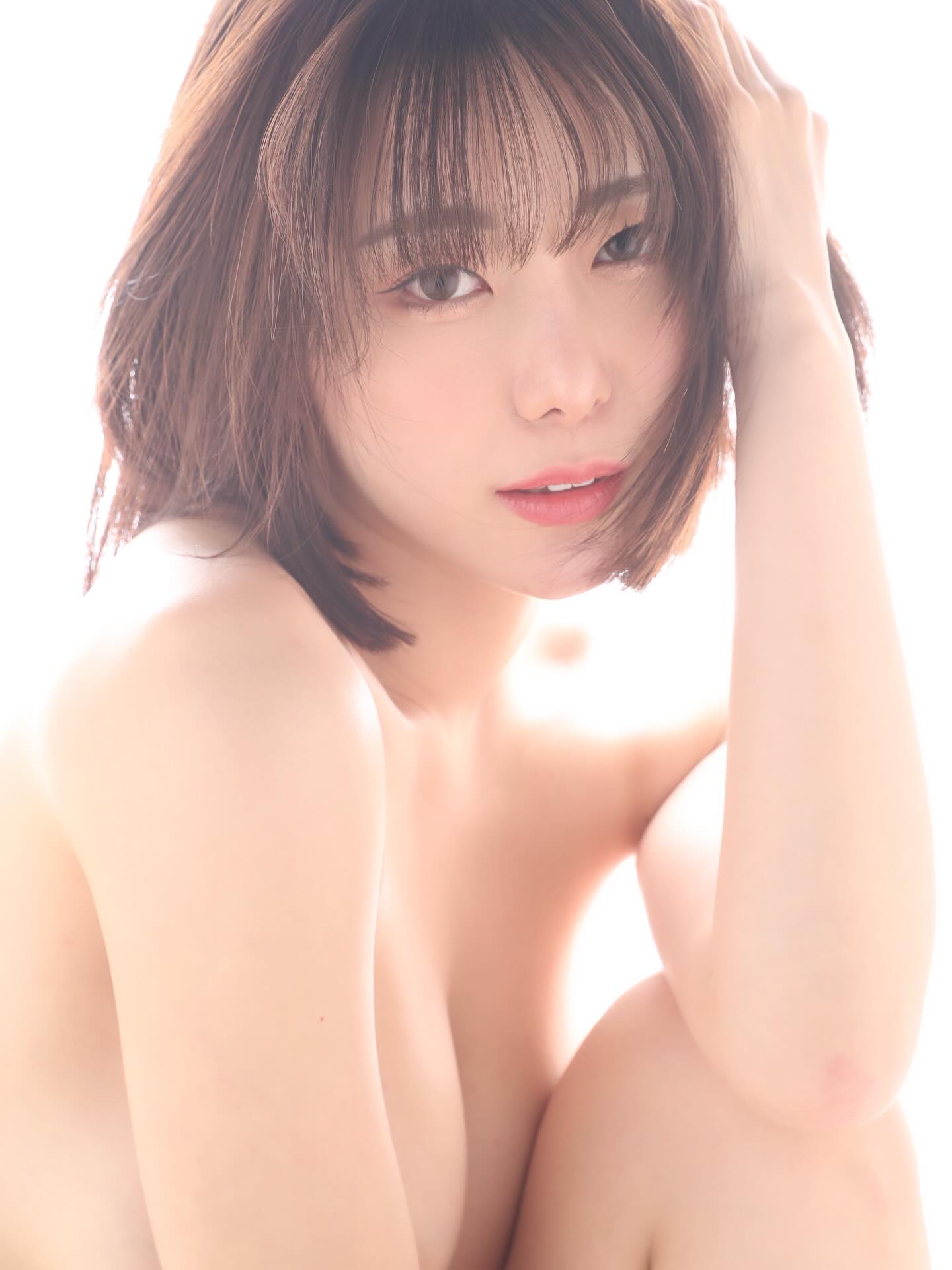 美谷朱里