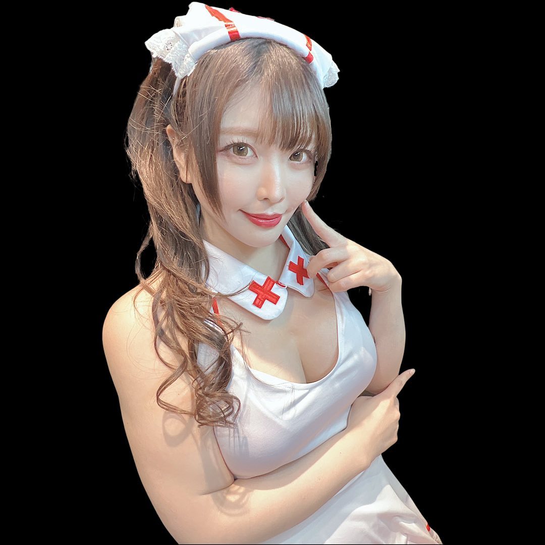 新村あかり 截图 23
