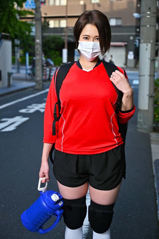 NKKVR-020 [VR] 超级肉体专精！任你呼唤VR 乃木はるか突然呼唤一位潜心于妈妈排球的隐藏美丽成熟女人