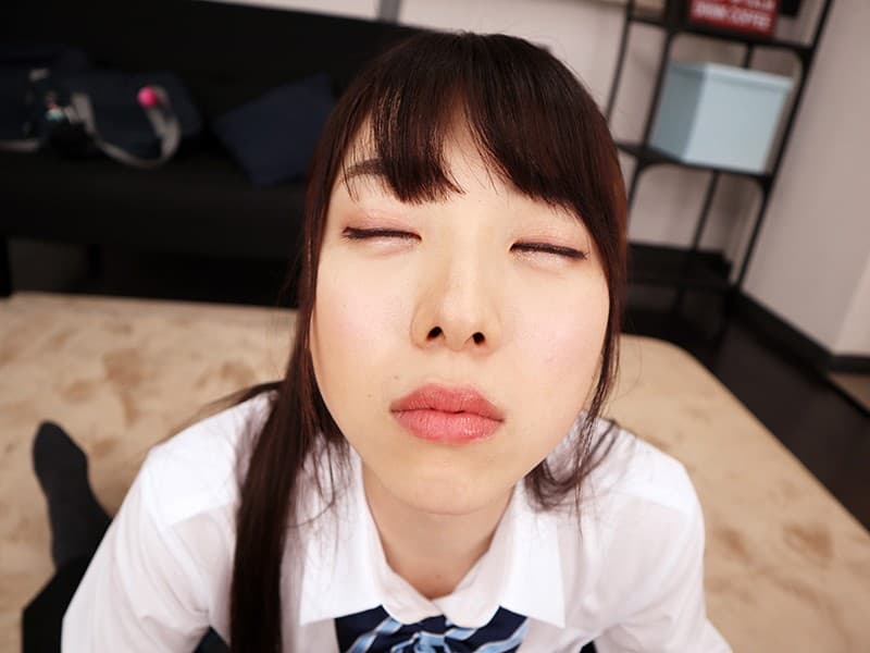 EXVR-377 [VR] Vr: Icha Love SEX 本田さとみ 从一个吻开始，一个纯爱的吻，小而柔软的小嘴舔到身体的紫罗兰，大眼睛盯着它