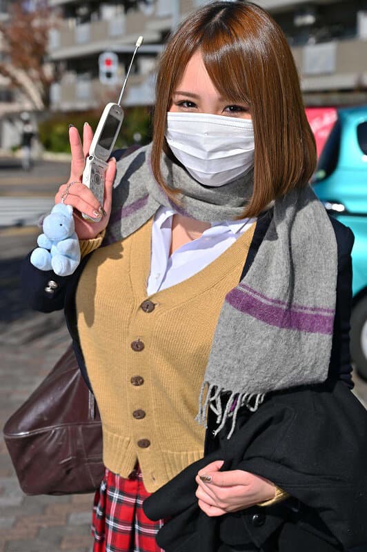 NKKVR-022 [VR] 就算穿制服，也只能把它看成是勃起不可避免的性欲急速的目标。努力成为我性欲的发泄口（笑）神楽りん