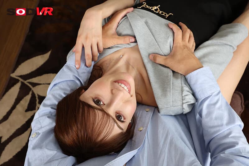 DSVR-1013 【VR】学生时代最好的朋友（男）时隔许久第一次见面，我会变成美女！ ??了解男人的美好之处，我对超凡的技术（接吻、手交、口交）着迷！忘记了自己本来就是一个如此快感的男人，全神贯注于浓浓的性爱中！ ななせゆめ