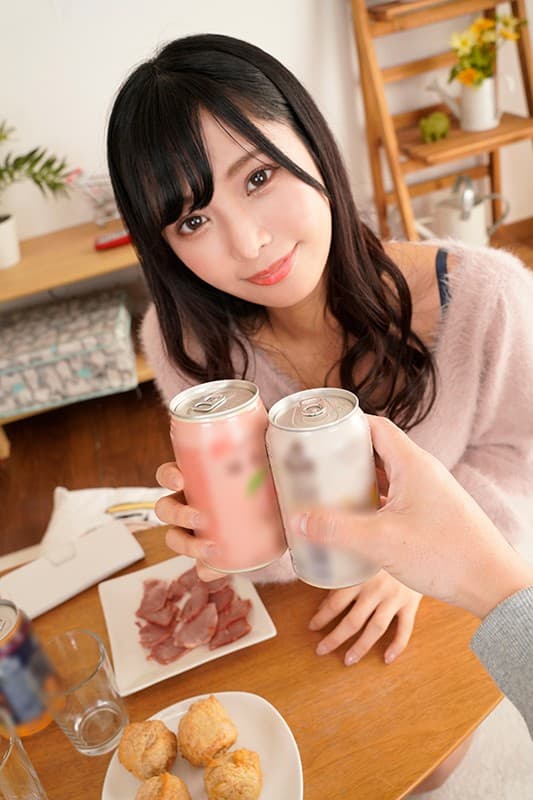 URVRSP-096 [VR] 我被邀请在家喝酒。美少女用脏话犯下处女脑● 射精管理被篡改后连续阴道射精最棒的久木玲