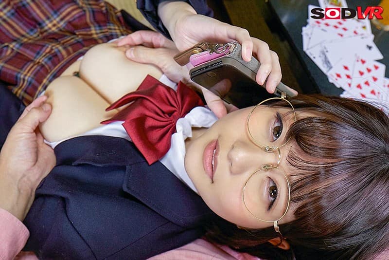 DSVR-887 【VR】与未成年学生合规的温泉之旅和“学校的秘密”