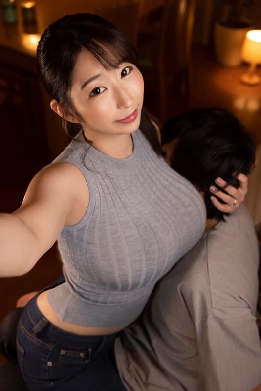 VRKM-349 [VR] NTR x NTR 宝田もなみ 有大奶前女友联系我被下架