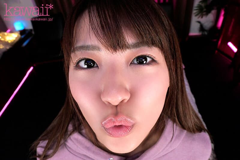 KAVR-218 [VR] 在南帕被抓的Do Strike 素人超乎想象，擅长用吻妖乞讨，时隔一段时间第一次冲进第二轮！ 2 阴道射精！ * 事后，我很高兴知道这是一个 AV 女演员 東條なつ。