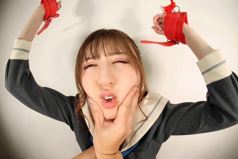 CACA-267 [VR] 束缚少女-束缚半制服美少女随心所欲地玩弄-のあういか