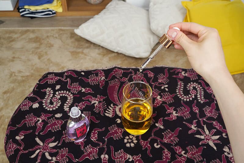 PXVR-325 【VR】“明明内心极度抗拒…”被大叔下药后，身体一次次渴求肉棒的快感沉沦 逢泽美优【8K】