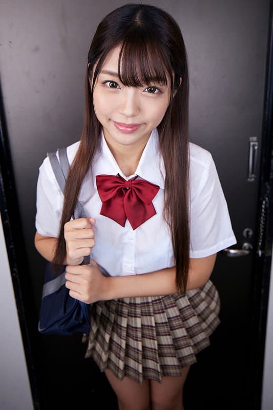 SAVR-163 [VR] 一切……毁灭一切的诱惑之眼 10 年的青梅竹马。一家气氛宜人的酒店，一种深深地凝视着我直到倒下的深情。 木下ひまり