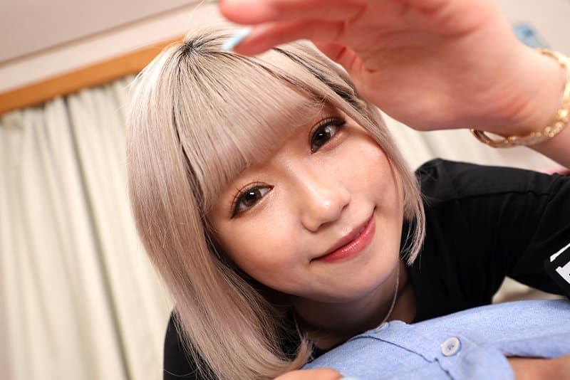 SAVR-165 [VR] 如果你这么盯着我看……你会喜欢的。当我早上醒来时，有一个我一直致力于的晚辈的房子。我什么都不记得了，我无法移动我的身体。我只能用晚辈纯洁的眼睛做爱。 るるちゃ。