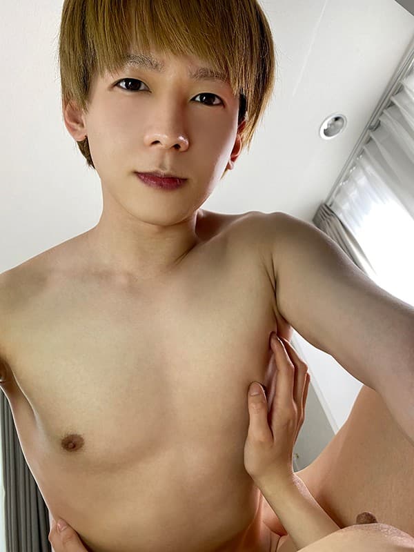 KIWVR-232 【VR】「AV女優になってみた！！」 【AV女優デビュー疑似体験VR】―人気AV男優【向理来】と初めてのハメ撮り撮影― 浜崎真緒