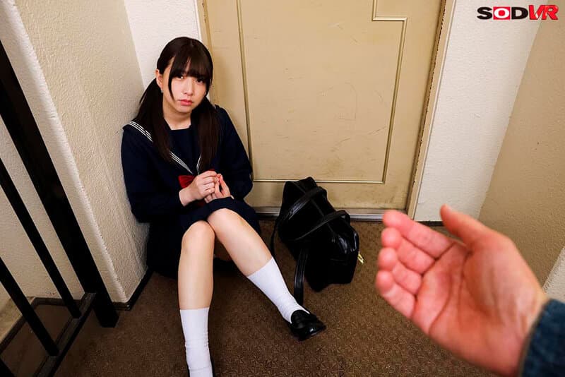 DSVR-1832 【VR】【8K】孤独邻居的错乱依存之恋 花狩真衣