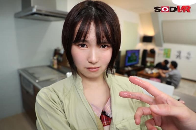 DSVR-1053 [VR] 住在钢铁厂宿舍的我们正在秘密约会。通常，她很安静，并且随着性行为发生巨大变化！感觉太多，高兴地哭泣和尖叫！整个身体是生涩和狂欢！偷偷给 Gaman SEX 幾田まち 配音，这样她和她的同事就不会被抓到