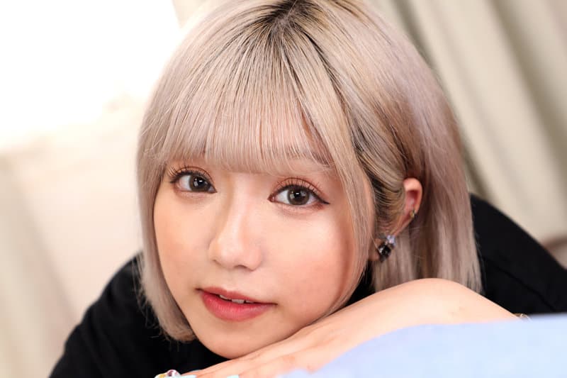 SAVR-165 [VR] 如果你这么盯着我看……你会喜欢的。当我早上醒来时，有一个我一直致力于的晚辈的房子。我什么都不记得了，我无法移动我的身体。我只能用晚辈纯洁的眼睛做爱。 るるちゃ。