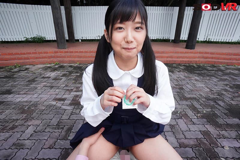 DSVR-877 [VR] [我只适合Imetre！ ] 在附近的公园里充满顽皮并偷偷摸摸的Ubukko