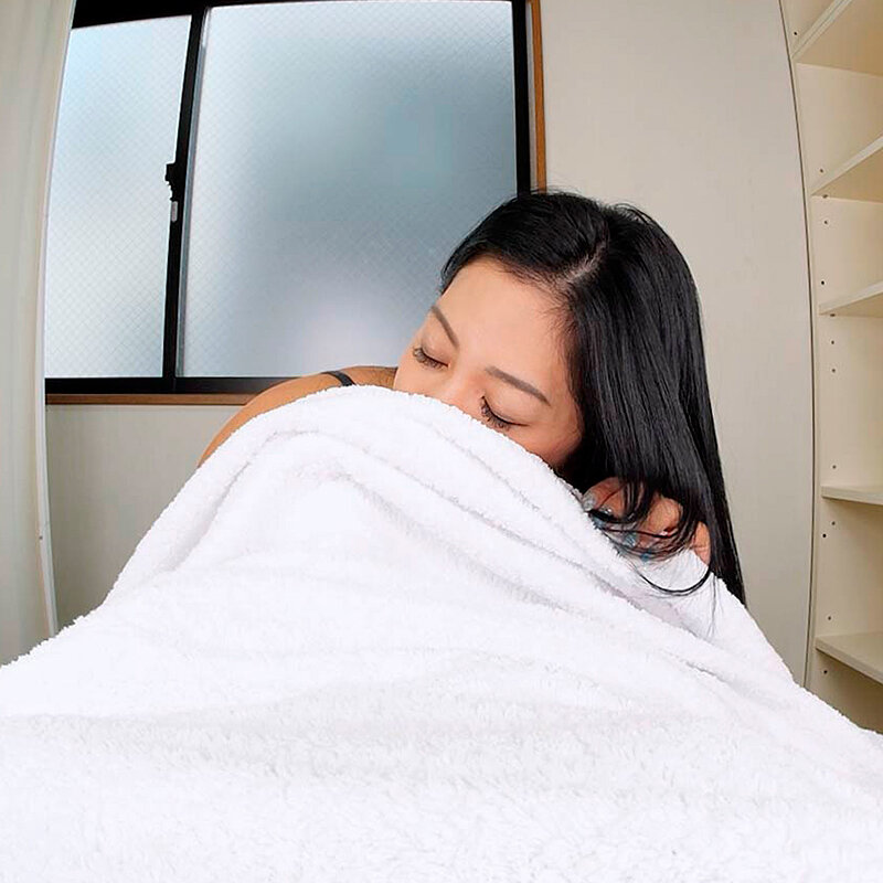 BEBL-008 【VR】身不由己 RINKO