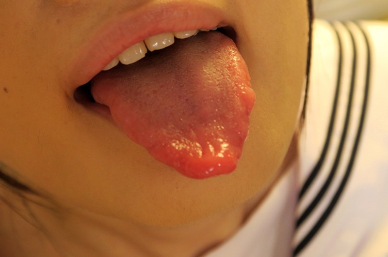 WPVR-215 [VR] “我会对所有人保持沉默，所以让我像那个家伙那样做吧，”我试图像一个男人一样向一个我还没有表白过的俱乐部活动的女经理表白。 花音うらら