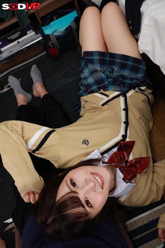 DSVR-775 [VR] 一个害羞的女朋友和一个单独调情的棒球拳头