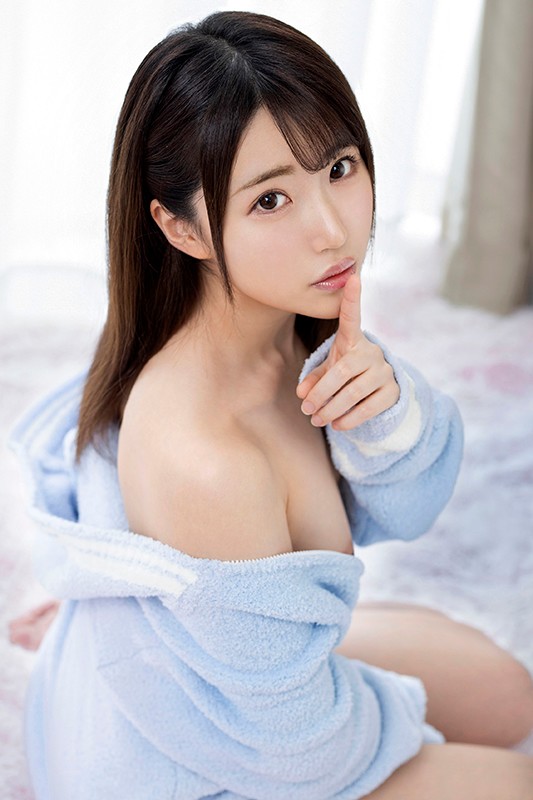 VRKM-043 [VR] 败给了距离Kuchibir 1公分的村村的诱惑，与姐姐深吻。 皆月ひかる