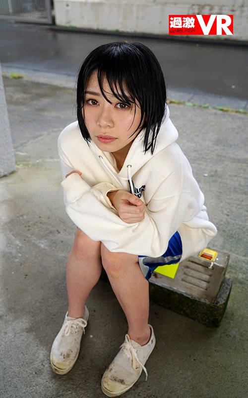 NHVR-100 [VR] 下雨停车场捡到de M离家出走少女的变态SEX沉迷的日子