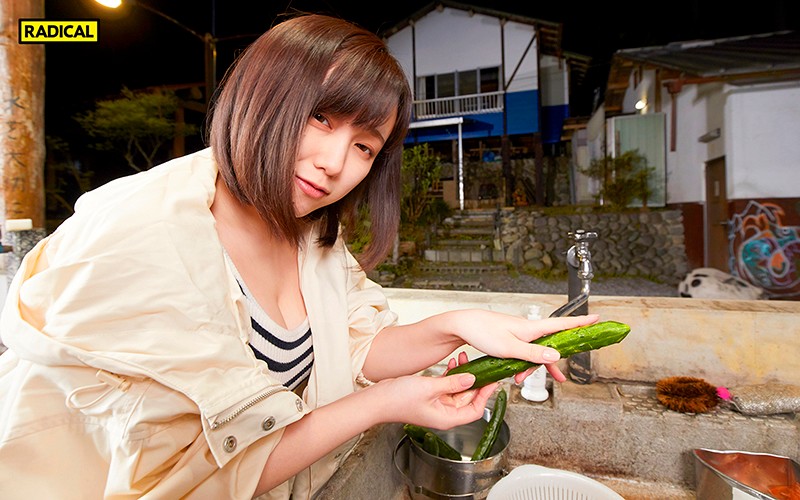 MANIVR-010 【VR】“要不要摸胸？”在露营地被不知名的姐姐邀请… 田中ねね