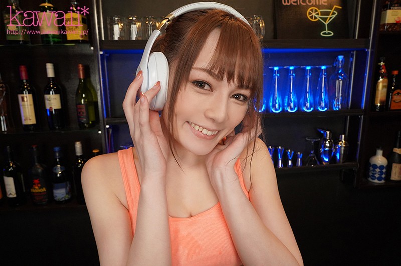 KAVR-095 [VR] 视觉和听觉同步刺激！ [新感觉] 欢迎来到 ASMR Girls Bar 1 我会在柜台强奸你的耳朵 2 商店关门后连续阴道射精大屁股动态的研磨女牛仔 佐野ゆいな
