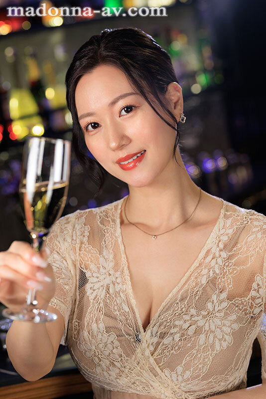 JUVR-255 【VR】超高画质8K 初VR岬光「末班车好像已经没了呢…」 婚礼二次会结束后 与新娘朋友·光意外的一夜情