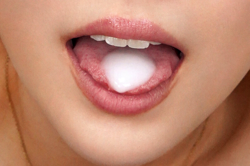 PXVR-329 【VR】与对我痴迷且性欲爆棚的超可爱女友初次过夜约会，爱意全开多次中出实拍性爱 结月莉亚【8K】