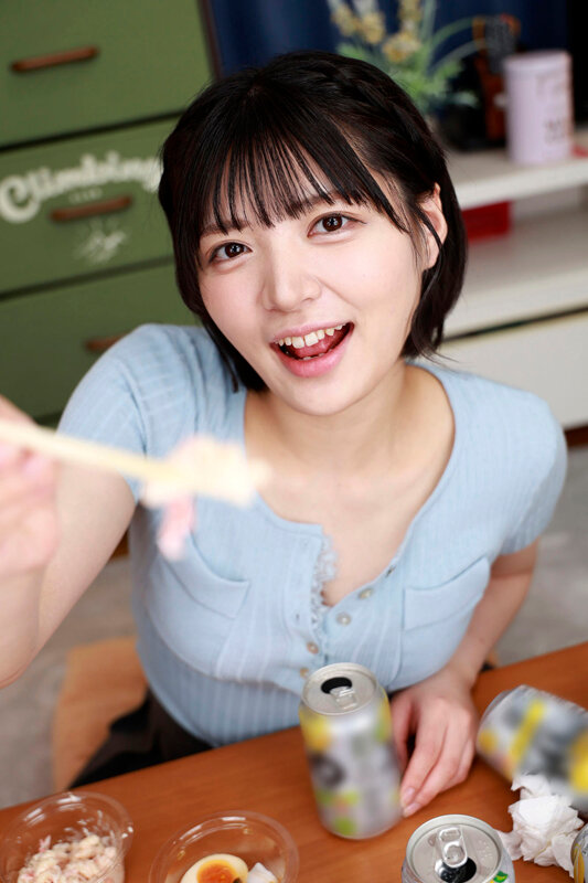 VRKM-1679 【VR】天花板特化视角VR ～与错过末班车的前辈由美在我的房间共度一夜～ 虹村由美