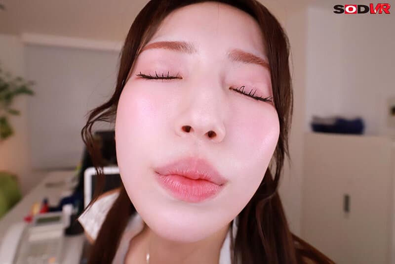 DSVR-1861 【VR】【8K】她的姐姐（美女总裁）的挑逗舌吻练习 缓慢唾液交换 浓密快感慢动作接吻课程 朱丽小姐