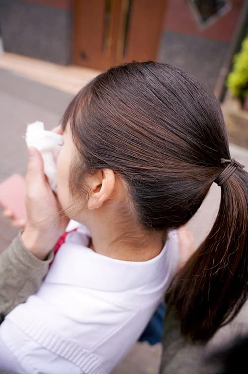 KIWVR-161 [VR] 绑架关押你最爱的J○！ ！！一个古怪的跟踪狂 VR 加賀美さら 带回家并用 [面部射液] 和 [体内射精] 将扭曲的爱刻入身心