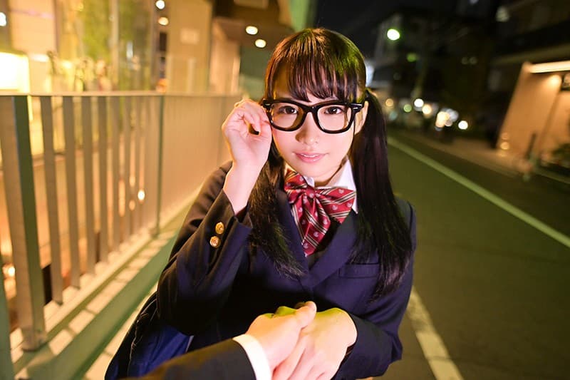 KIWVR-125 [VR] [3D Gonzo VR] 与等待上帝的离家出走的女孩发生性关系！我在传教士的敏感maco 上不断地阴道射精，女人在上面，背部和播种机以及抽搐暨！ 枢木あおい