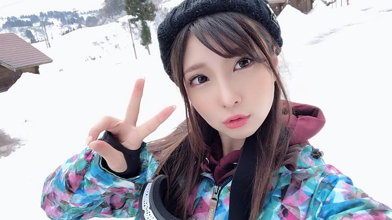 KMVR-866 [VR] 带 Erica 去滑雪 有村えりか