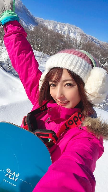 KMVR-854 [VR] 带 Miku 去滑雪板 阿部乃みく