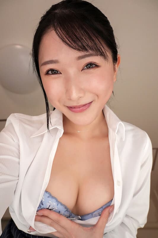 SAVR-860 【VR】表面清纯可爱的后辈下属，醉酒后上下两张嘴都湿漉漉的。血液里仿佛只剩下丁●丁浓度的饥渴变态女