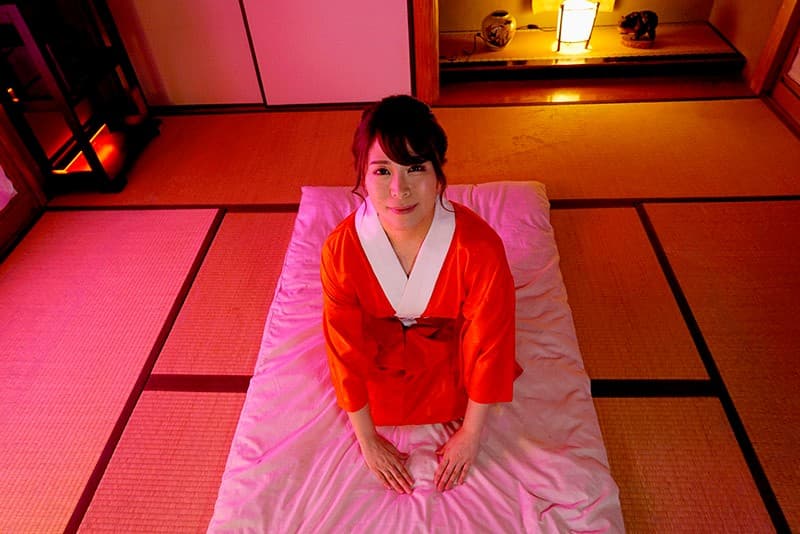 DOVR-067 [VR] VR 电视剧 已婚妇女躲在丈夫的身边在日本豪华保健品店表演広瀬結香