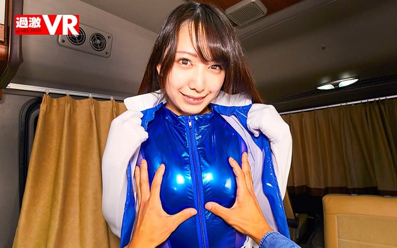 NHVR-072 [VR] 我是外景巴士司机“你结婚了吗？”我被一个可爱的赛车皇后表白，偷了经理的眼睛，在拍摄时逃跑了……