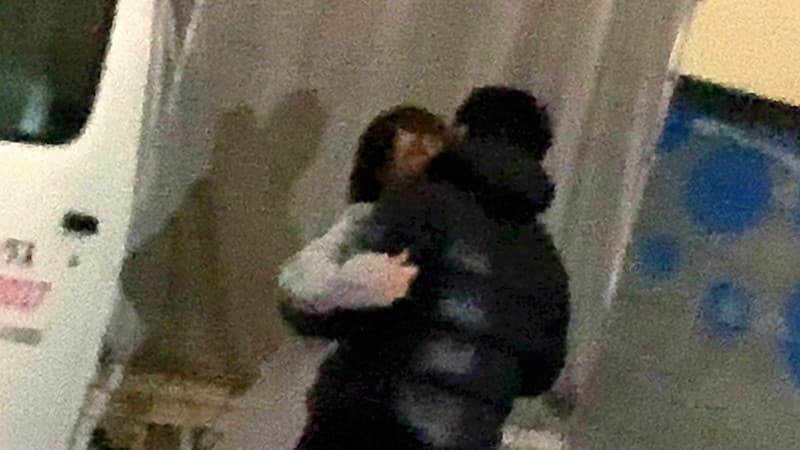 KMVR-861 [VR] 见证和拍摄即将结婚的老师的婚外情。强 ● 我已经多次播种 SEX。 星仲ここみ