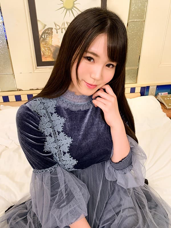 VVVR-011 【VR】【素人奇闻趣事VR】蓬松白皙H杯奶新秀Deriheru和VR奇闻趣事！吉宝被埋葬的强大他妈的大量服务?