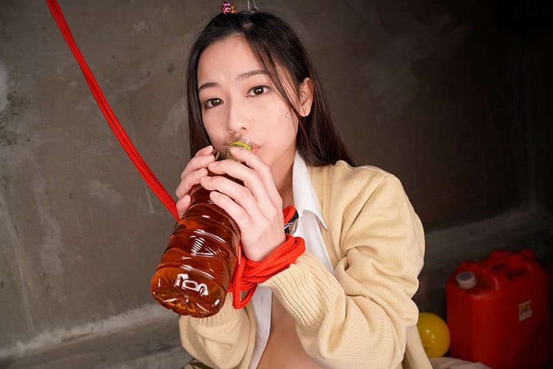 URVRSP-044 [VR] 女生○学生坐月子花根