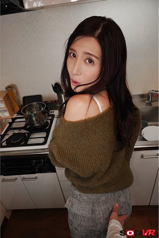 DSVR-618 [VR] 与被关西方言宠坏的超美女友从头到尾亲吻100次 SEX 古川いおり