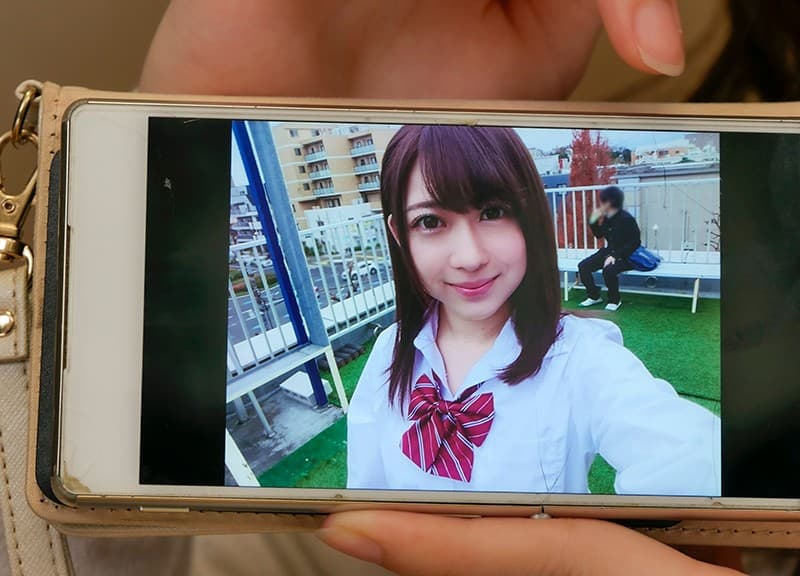 JPSVR-005 [VR] 打开前门，人气No.Deriheru是 ● 上学时向往的班级的麦当娜！ ！！ “你幻灭了吗？” “你不想以这种方式再次见面！” “如果你保守秘密，插入它也没关系！” 名字萨拉）