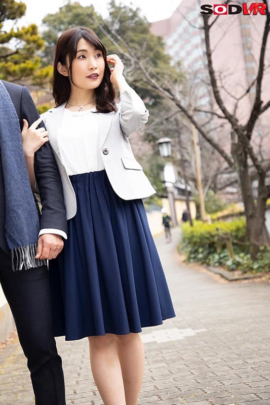 DSVR-687 [VR] 这个人……好像是在不告诉丈夫的情况下，在变态分娩中工作，与他整洁的外表相反……