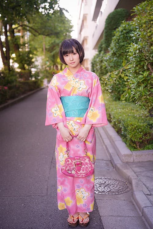 KIWVR-157 [VR] 追赶要和男友约会的快乐高潮女友，激烈深喉！我犯了浴衣女孩被吓哭了，我用臭精液污染了我的阴道和脸[大量面部射精]仲夏犯罪记录水沢つぐみ