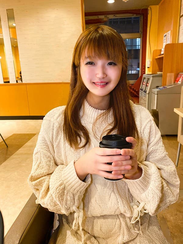 VVVR-019 [VR] [Amateur Gonzo VR] VR 奇闻趣事，性骚扰一名音乐学院学生，她在 cosplay 摄影会上为小提琴赚钱！