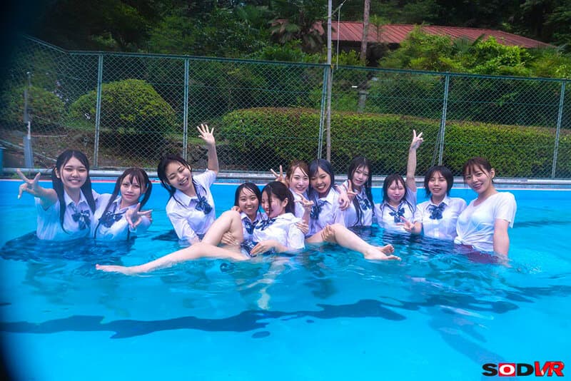 DSVR-1647 【VR】【8K】新泳池时光 VR