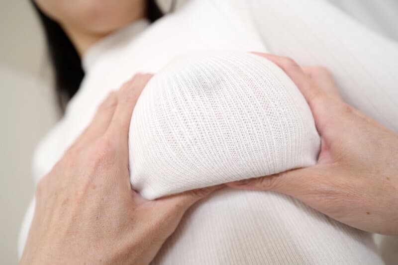 NKKVR-177 【VR】穿衣巨乳【新·肉感追踪特化】猥亵癖好角度VR 3种情境特别篇！！