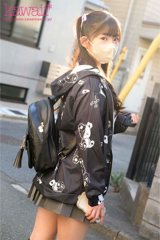 KAVR-357 【VR】面具少女小美 甜美纤细的声音、丰满的乳房、萝莉可爱容貌…无家可归的离家少女 同意出演AV