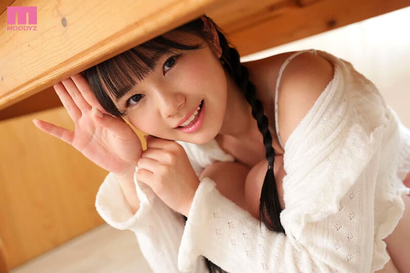 MDVR-365 【VR】MOODYZ等待25年的原石 现役女大学生×H罩杯巨乳 灰姑娘女孩 纯白彩永 VR首次公开 纯白彩永